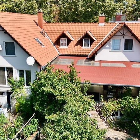 Goldschmiedt Vendeghaz Hotel Palkove Eksteriør billede