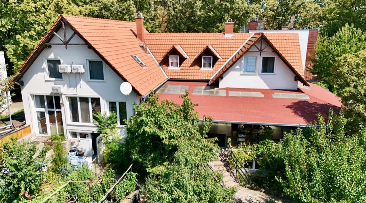 Goldschmiedt Vendeghaz Hotel Palkove Eksteriør billede